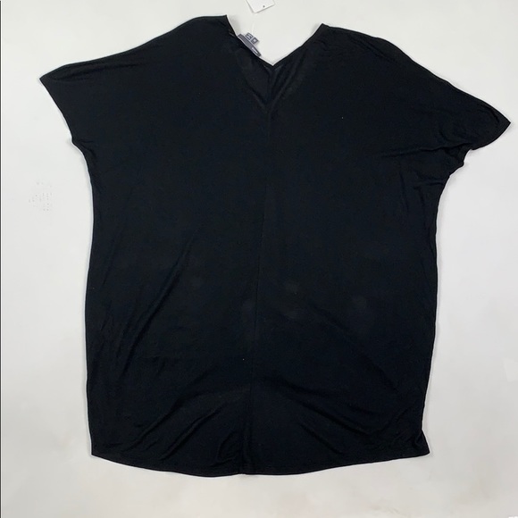 Vince Black V-Neck Tee - Picture 2 of 5